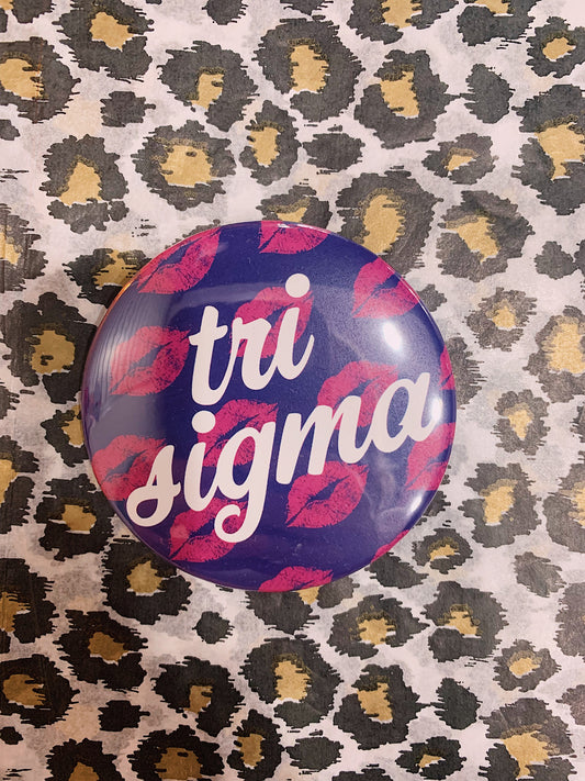 Large Tri Sigma kissy pin